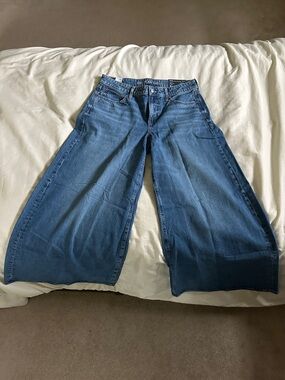 American Eagle A-line Jeans Mid Rise Medium Blue Tinted - Size 8 Regular